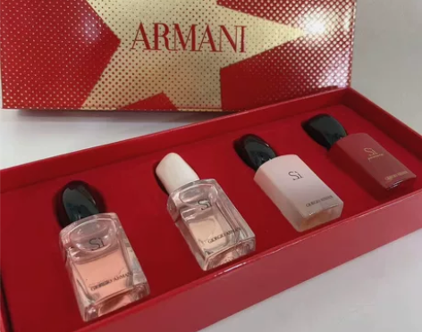 阿玛尼挚爱女士香水4件套 专柜正品，未使用