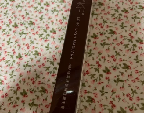 AKF全新睫毛膏棕色未开封 福利价