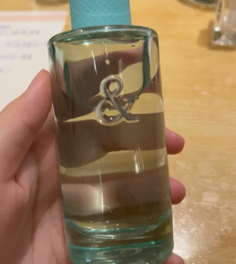 蒂芙尼香水，90毫升，用量不到五分之一。不...