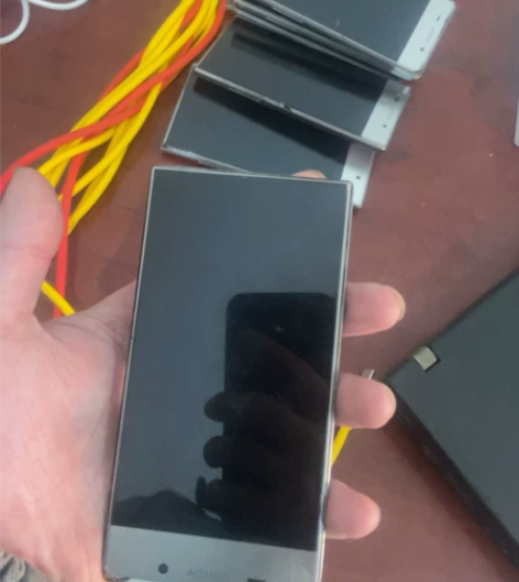 夏普305sh 1.5+8内存 正常使用 ...