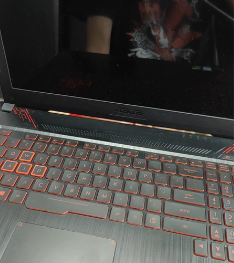 华硕飞行堡垒  i5八代  1050ti ...