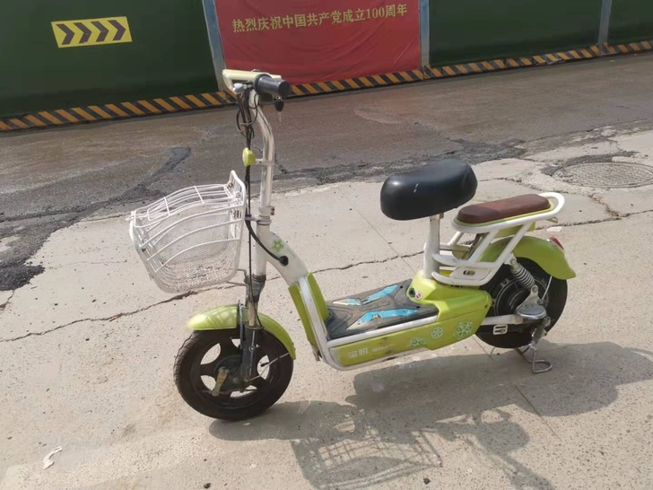 宝悦精品电动车，跑的远，车况板正，金山桥看...