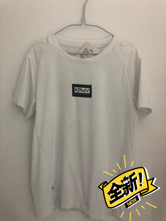 安踏儿童上衣 男 130码