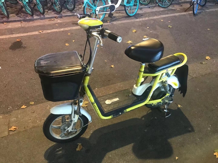 电动车锂电池简易款48v12a二手车南京牌照