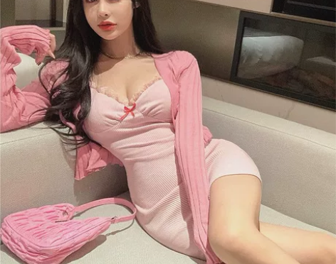 辣妹纯欲吊带连衣裙夜场蹦迪粉色短裙收腰修身...