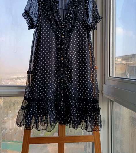 清仓库全新波点连衣裙雪纺夏装短袖前开扣黑底...