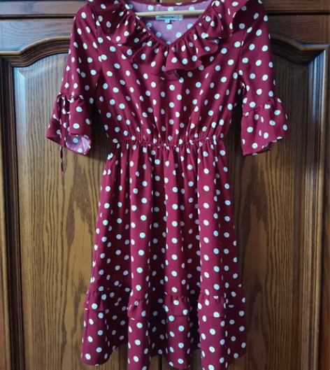 cachecache雪纺波点连衣裙，袖子处...