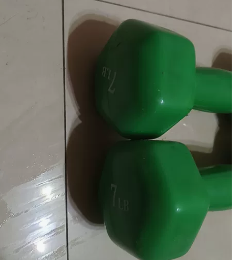 哑铃一对100包邮 感兴趣的话点“我想要”...