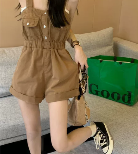 牛仔背带短裤女夏2022新款复古工装设计感...