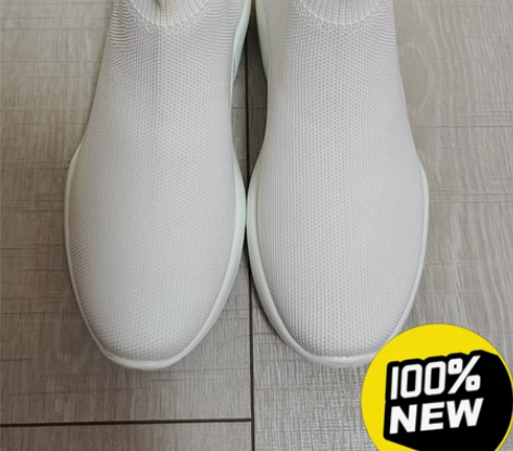 纯白运动鞋,全新,230码,便宜出,不退货...