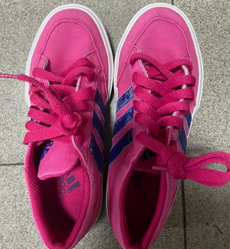 正品阿迪板鞋，实体专柜购入，其实这鞋真没穿...