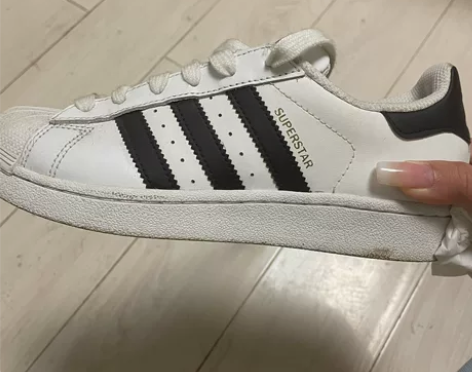 阿迪Superstar 金标贝壳头板鞋 很...