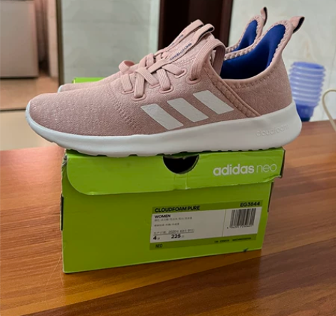 阿迪达斯女款运动鞋36.5码、阿迪员工福利...