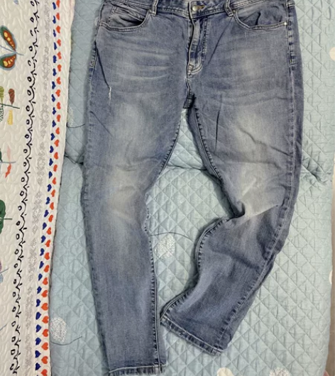 专柜购买自用男士牛仔裤，浅蓝色磨白小破洞 ...