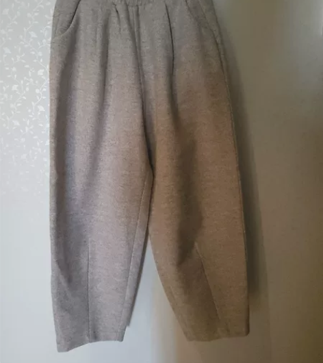 秋冬穿阔腿裤，M码，很保暖 感兴趣的话点“...