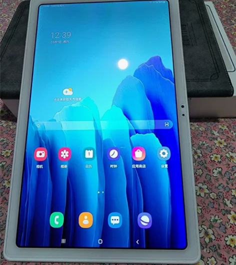 三星A7平板电脑，4g版，可以直接插手机卡...