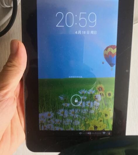 台电平板电脑。可以用单个手机，可以连接Wi...