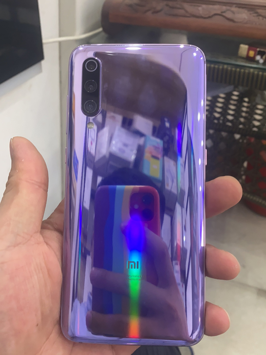 小米9配件机，主板问题，其他全正常。有能力...