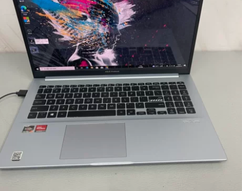 华硕无畏15 锐龙版R7 5700U 笔记...