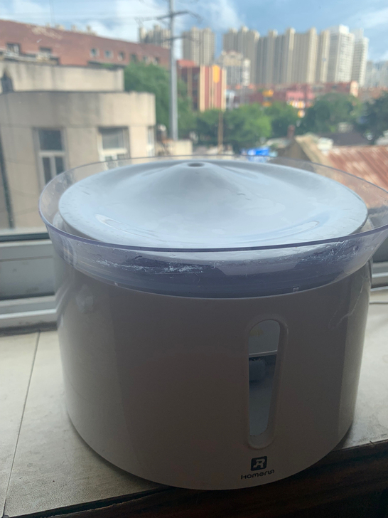 霍曼二代饮水机，能用，换新的三代了，这个用...