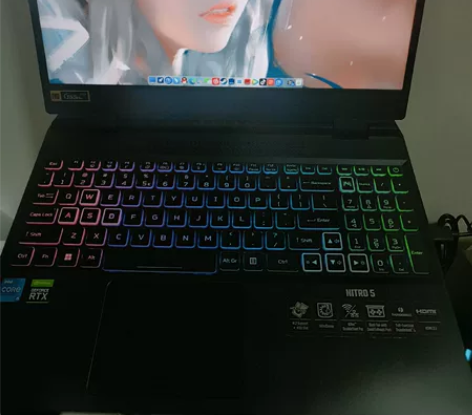 ?宏碁暗影骑士擎是二代i5 2022新模具...