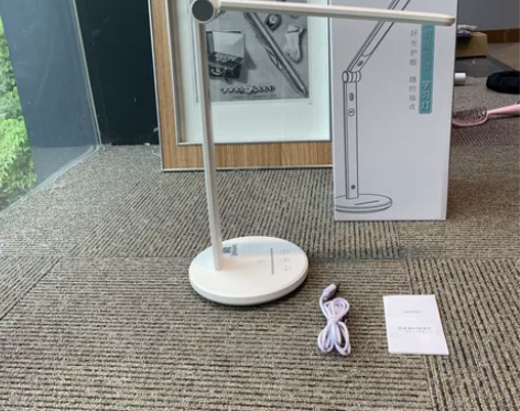 优必选AI指读灯智能护眼学习台灯*99新 ...