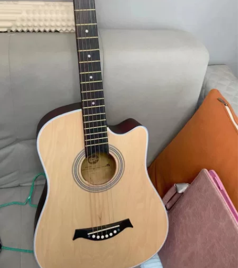 转让原价一千多的全新单板民谣吉他初学者吉他...