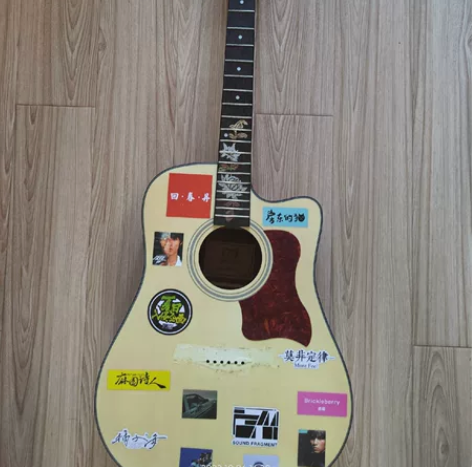 战损dc41，单板吉他，有缘人可拿走维修使...