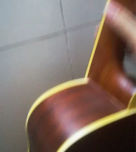 自用单板吉他，弦距低，手久按不痛，适合新手...