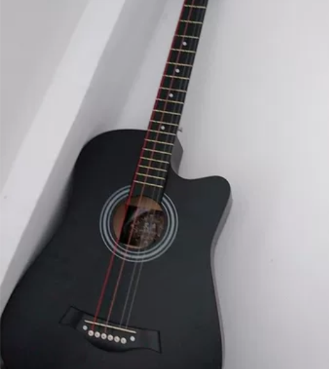原价1000多的几乎全新高级云杉板单板吉他...
