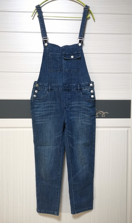 9新凡人优品背带牛仔裤 实体店150购入
