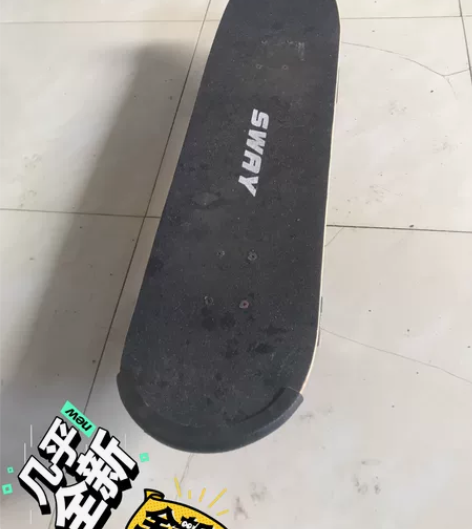 滑板 初学者入门加宽轮子带闪光 50元永康...