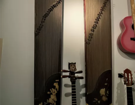 琴行倒闭,品牌古筝仅需400元送谱架!送书...