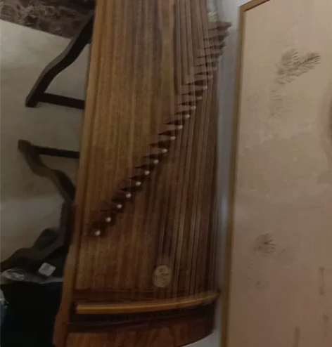 全新练手古筝，便携式，喜欢的来 感兴趣的话...