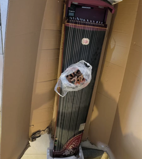 仙声一等品古筝，买回没用过，1米5长，自带...