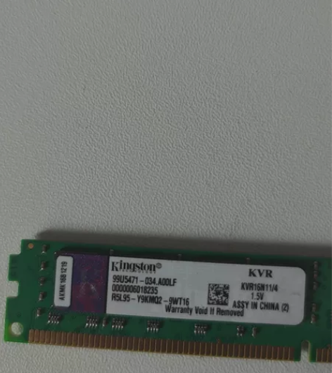 自用金士顿DDR3-1666内存条4g，闲...