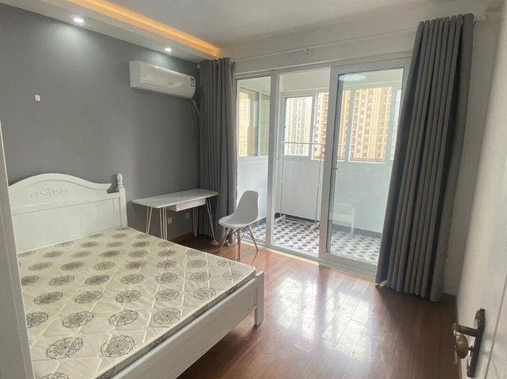 七号线美兰湖地铁站。年吉苑。