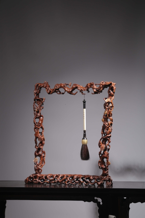 清 黄杨木嵌寿山石梅花毛笔架