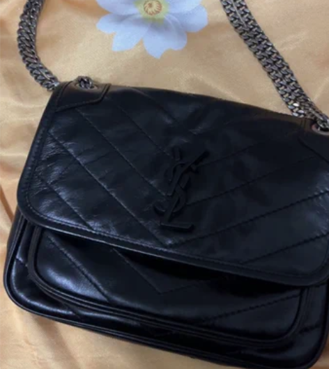 微商1300购入 高版本 niki小号 自...