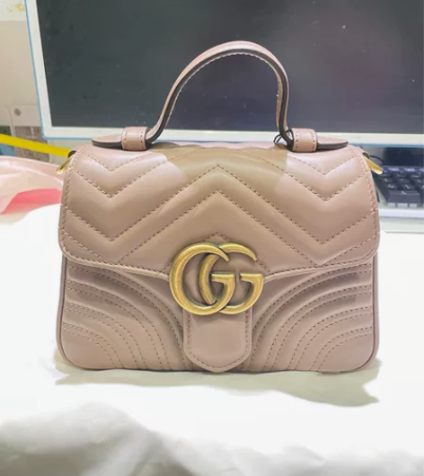 Gucci手提马蒙小号,奶茶色。上周在某二...