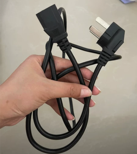 电脑电源线全新 感兴趣的话点“我想要”和我...