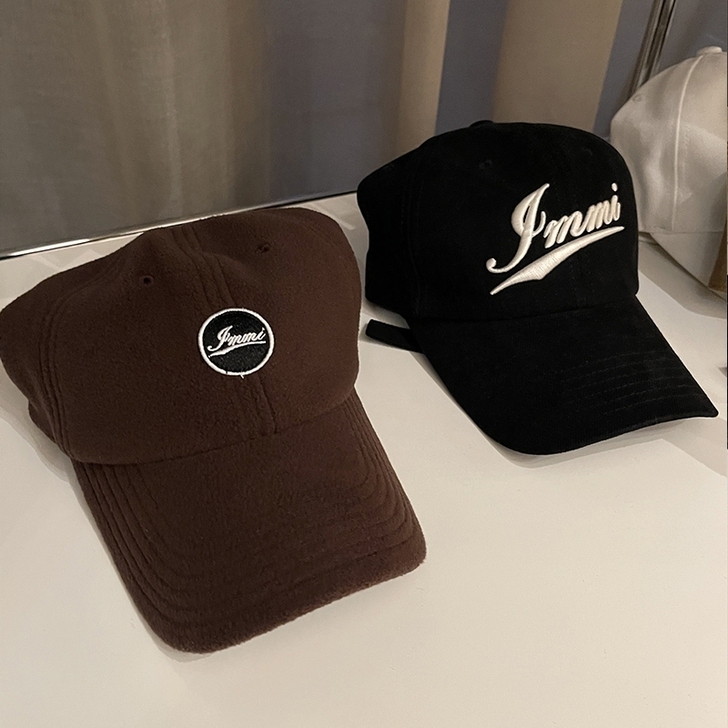 IMMI吴晓敏 21秋冬 棕色摇粒绒鸭舌帽...