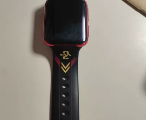 OPPO watch一代手表Eva联名，盒...