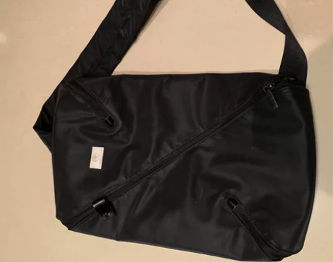 包邮，休闲时尚单肩背包布艺个性单肩包，男士...