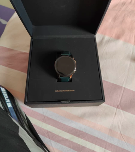 一加手表，钴合金限定版，颜值 大小 厚度无...