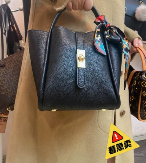 女包波士顿枕头包女斜挎包老花单肩包包202...