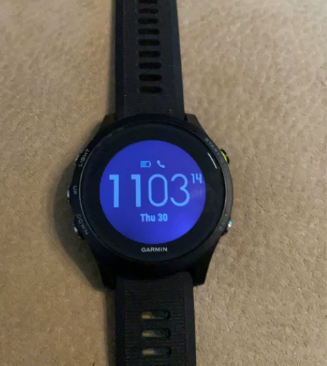 佳明935手表，国外带回，英文版。表太多，...