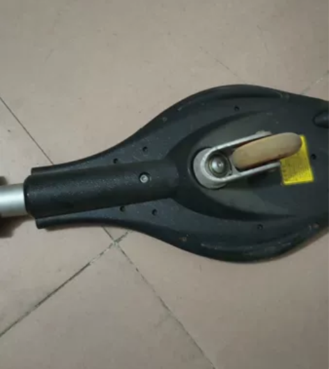 滑板、成人的，买了挺久的了，会发光，但是一...