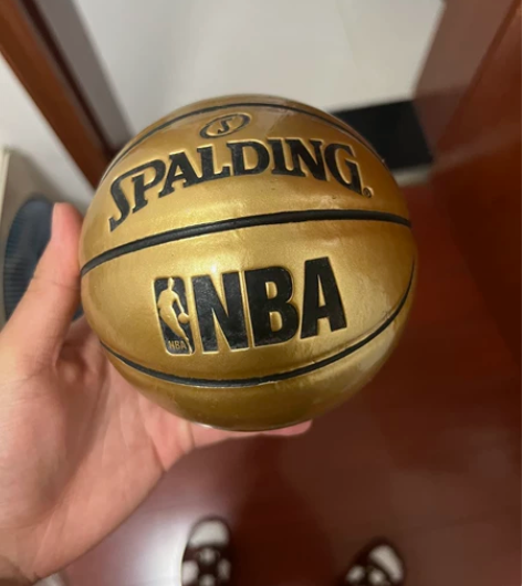 NBA斯伯丁1号篮球 感兴趣的话点“我想要...