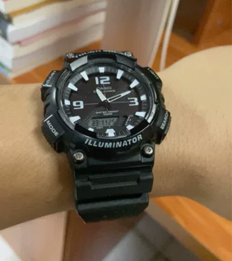 卡西欧太阳能充电手表，去年官网买的，买来一...